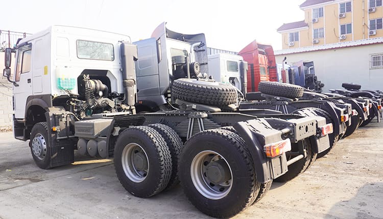 howo 371 tractor