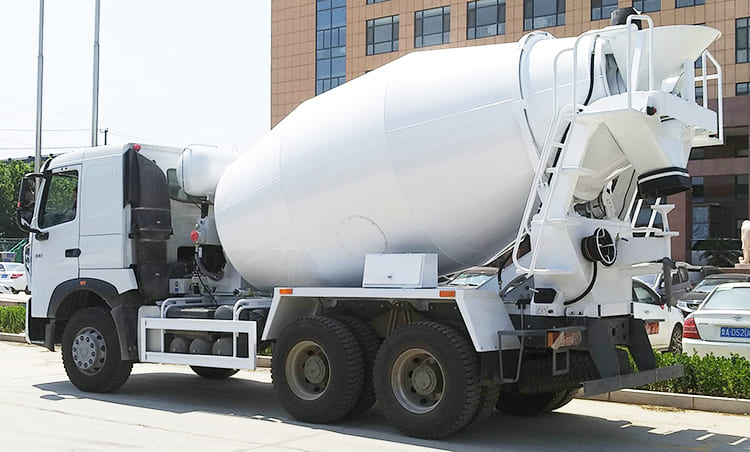Sinotruk Howo A7 380 Cement Mixer Truck