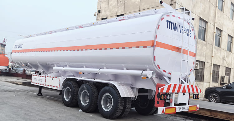 Tri Axle Fuel Tanker Trailer for Sale in Tanzania 