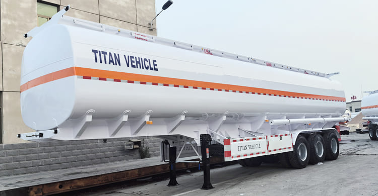 Tri Axle Fuel Tanker Trailer for Sale in Tanzania 