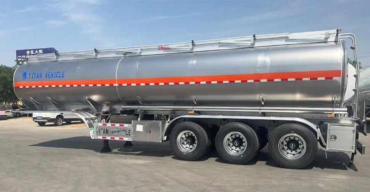 3 Axle Aluminum Fuel Tanker Trailer for Sale in Tanzania