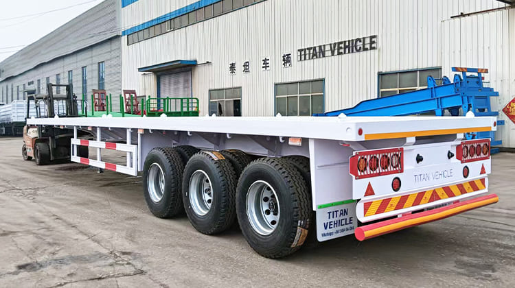 Tri Axle Flat Deck Trailer for Sale in Tanzania