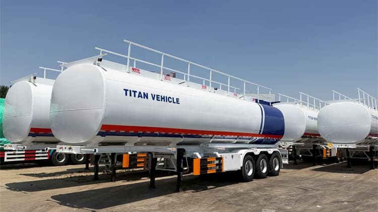 45000 Liters Oil Tanker Semi Trailer for Sale in Tanzania