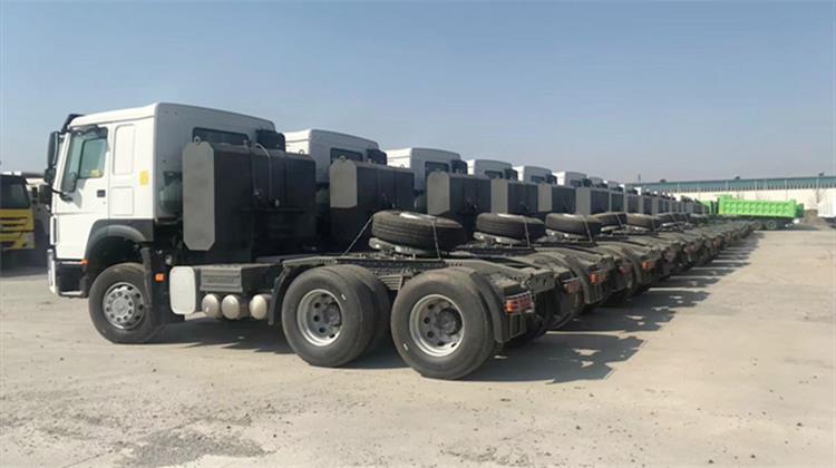 Howo 371 Truck Head | Howo A7 380/420 Tractor Truck 4x2 for Sale in Guinea Kindia