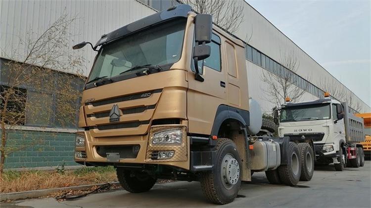 Sinotruk Howo 6x4 420HP Truck Tractor Price in Guinea Labe