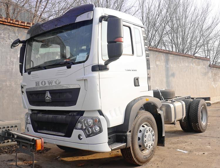 Howo T5G 330hp 4x2 Cargo Truck Chassis Price in Guinea Victoria,GN