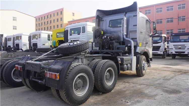 Howo T7H 430 540 Tractor Head Trucks for Sale in Guinea Kindia