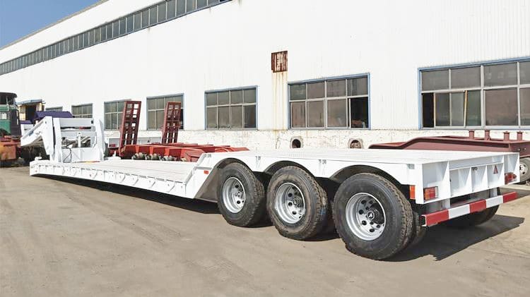 3 Axle Hydraulic Detachable Gooseneck Trailers for Sale in Guinea Labe