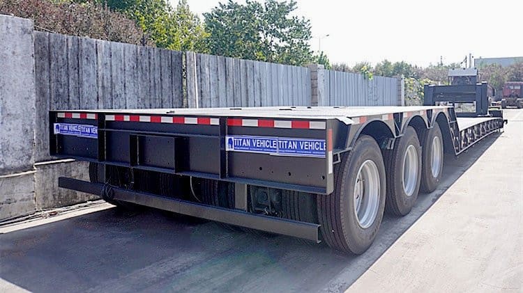 China 120 Ton Detachable Gooseneck Trailers for Sale in Guinea Kamsar