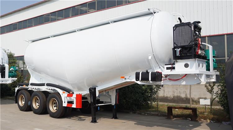3 Axle 33CBM Bulk Tanker Trailer | Pneumatic Tanker Truck for Sale in Guinea Kindia