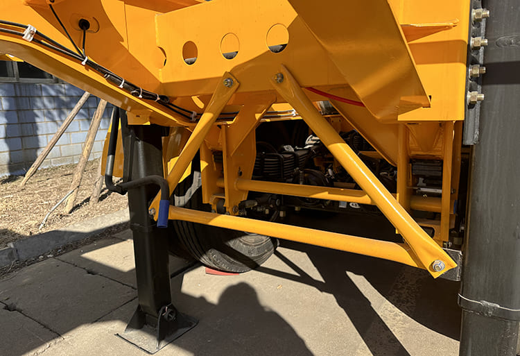 CIMC 20 Ft Skeleton Trailer for Sale | CIMC Trailer Manufacturer in Tanzania