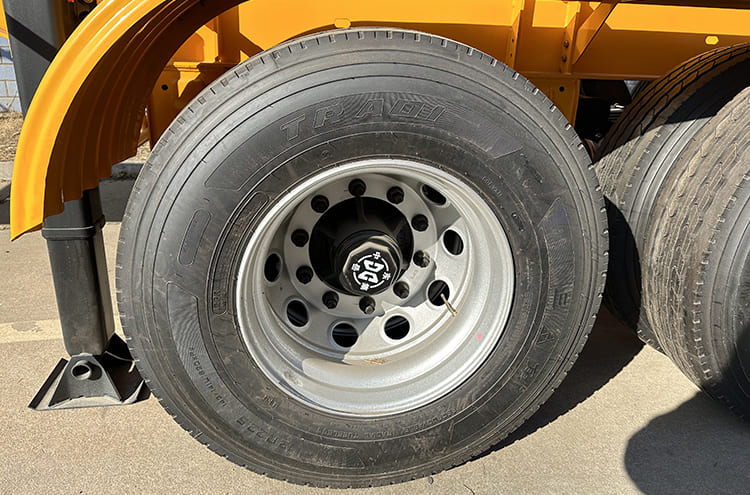 CIMC 20 Ft Skeleton Trailer for Sale | CIMC Trailer Manufacturer in Tanzania