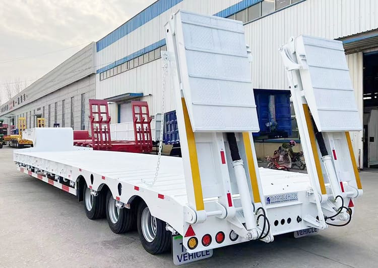 Tri Axle Semi Low Bed Trailer for Sale | Lowbed for Sale with Folding Ramps