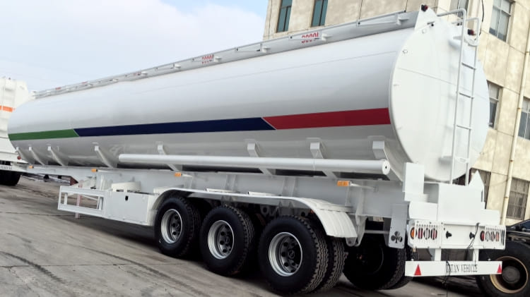 Tri Axle 45000 Liters Fuel Tanker Trailer for Sale In Guinea