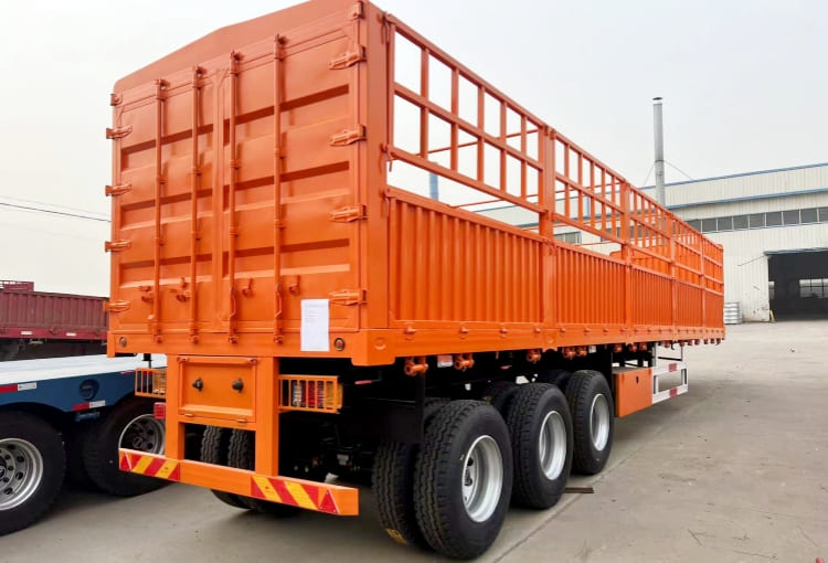 China 3 Axle 60 Ton Fence Cargo Truck Trailer for Sale in Guinea Kindia