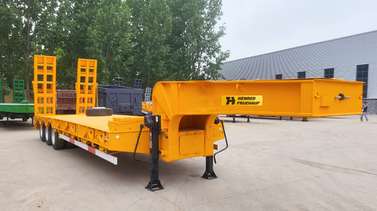 Henred Fruehauf Trailers Prices - 3 Axle Lowbed Trailer in Zambia