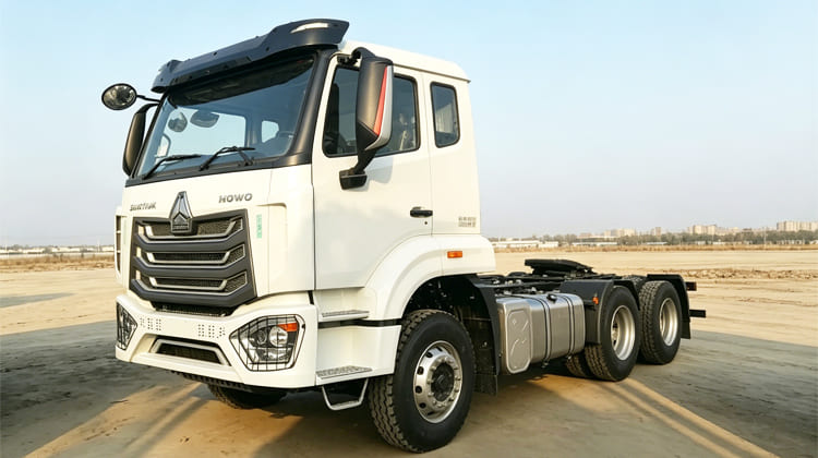Brand New CNHTC Howo NX 6x4 Tractor Truck Price in Dar es Salaam