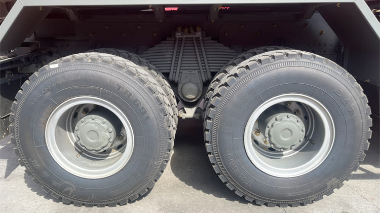 Sinotruck Howo 6x4 Dump Truck Price for Sale in Dar es Salaam