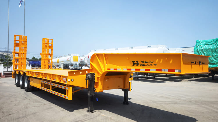 Henred Fruehauf Zambia Tri Axle Low Bed Trailer Price for Sale Near Me