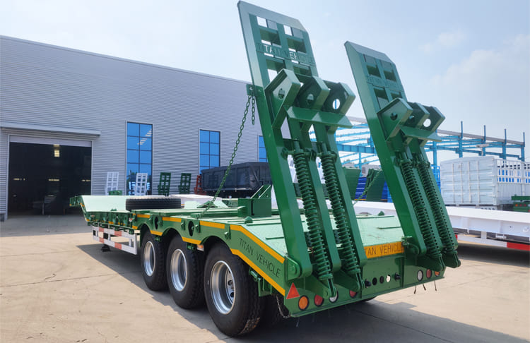3 Axle Low Loader Semi Trailer Price for Sale in Tanzania