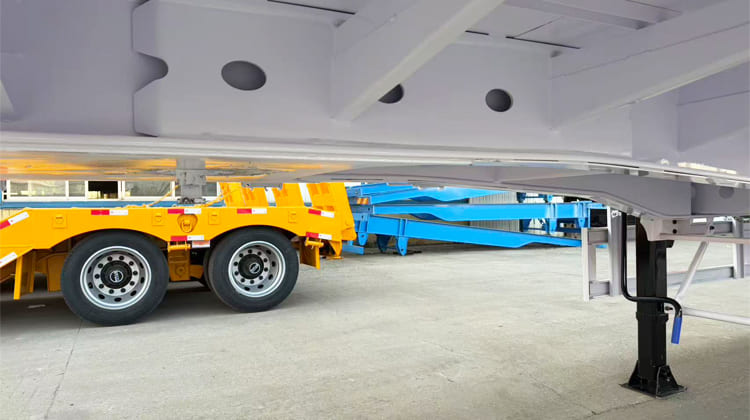 CIMC Semi Trailer VS Titan Flatbed Semi Trailer for Sale in Tanzania