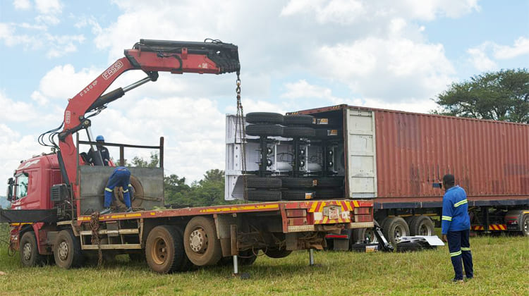 Tri Axle Semi Truck Flatbed Trailer for Sale in Zambia 