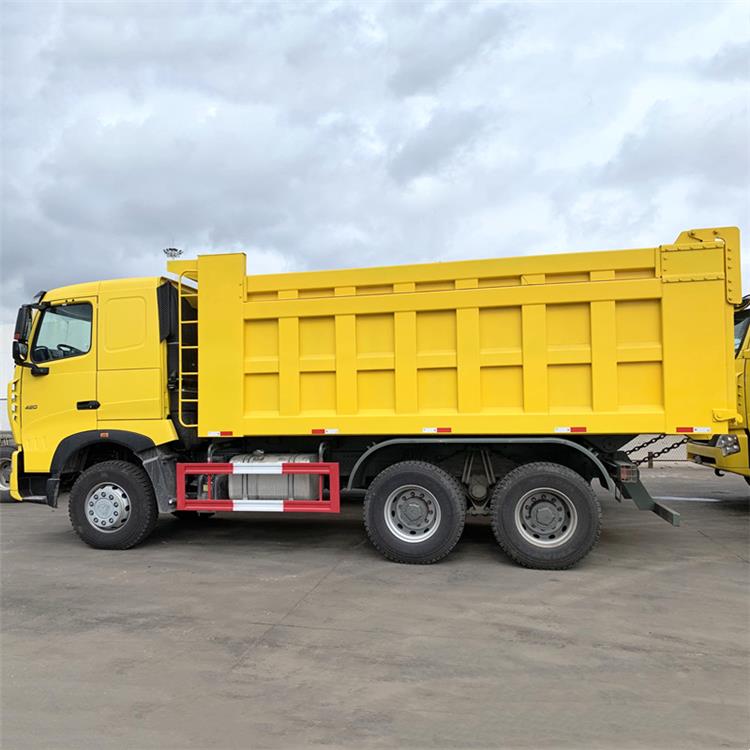Sinotruk Howo A7 6x4 Tipper