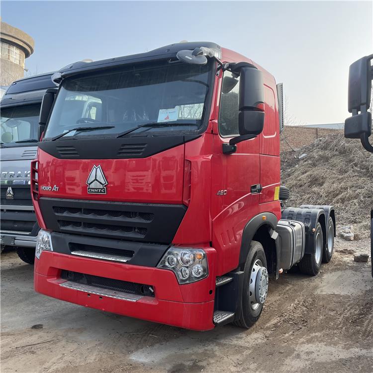 Howo A7 6x4 Tractor Head