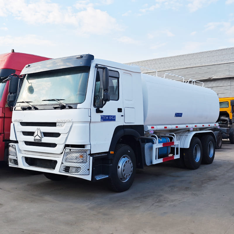 Used Sinotruk Fuel Tanker Truck