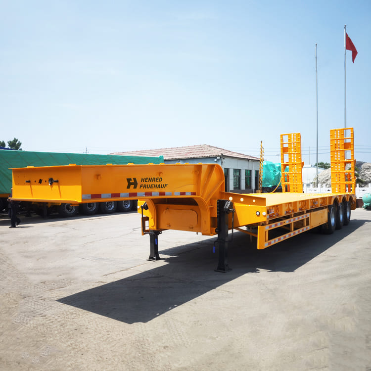 Henred Fruehauf Tri Axle Low Bed Trailer