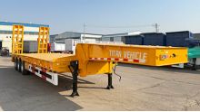 Tri Axle Lowbed Truck Trailer